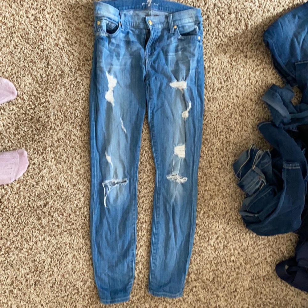 7 For All Man Kind ripped Skinny Jean size 26 - Picture 1 of 4
